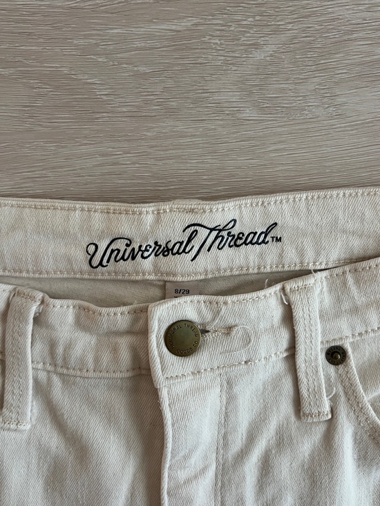 Universal Thread Denim - Universal Thread Cream High-Rise Denim Jeans 8/29